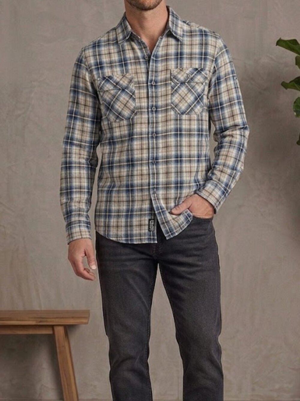 KUHL Men's Fugitive Flannel Shirt Medium Blue Tan Plaid Long Sleeve Button Up